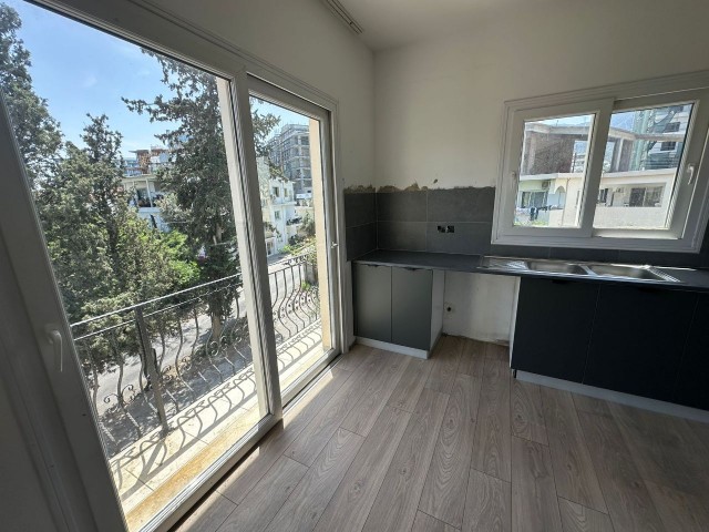 Turkish made, renovated flat for sale in Kyrenia central snow market area..