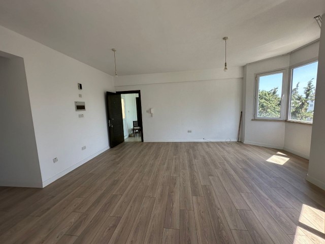 Turkish made, renovated flat for sale in Kyrenia central snow market area..