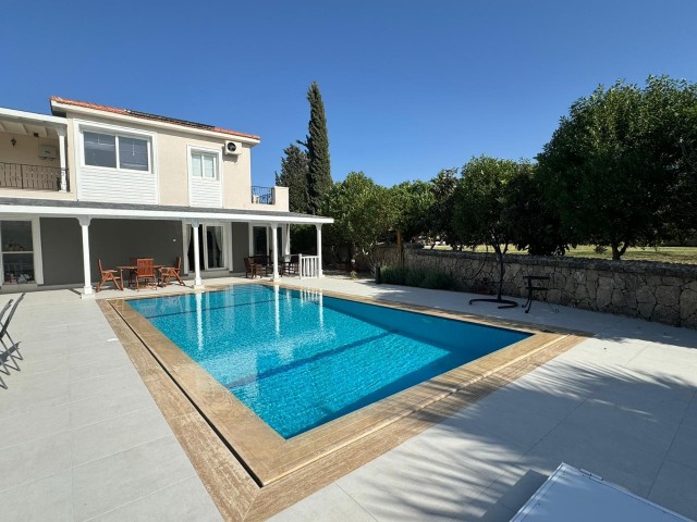 3+1 Villa zum Verkauf in Kyrenia/Bellapais