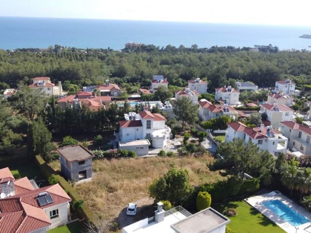 Grundstück zum Verkauf in Kyrenia in der Nähe des Nationalparks Alsancak