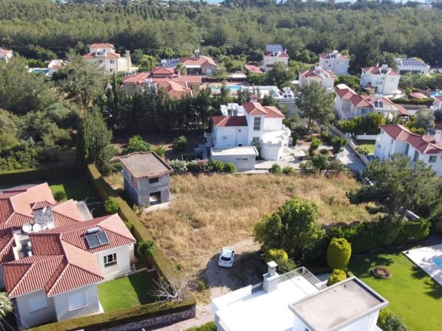 Grundstück zum Verkauf in Kyrenia in der Nähe des Nationalparks Alsancak