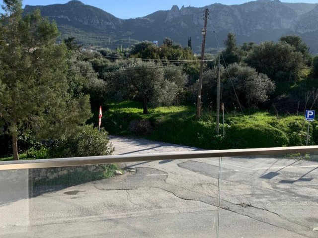 Flat For Sale in Zeytinlik, Kyrenia