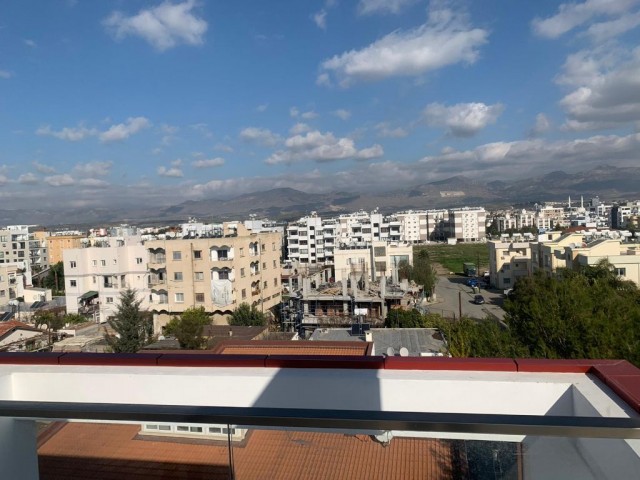 Flat For Sale in Küçük Kaymaklı, Nicosia