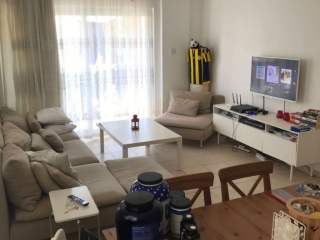 Apartment mit 1 Schlafzimmer ** 