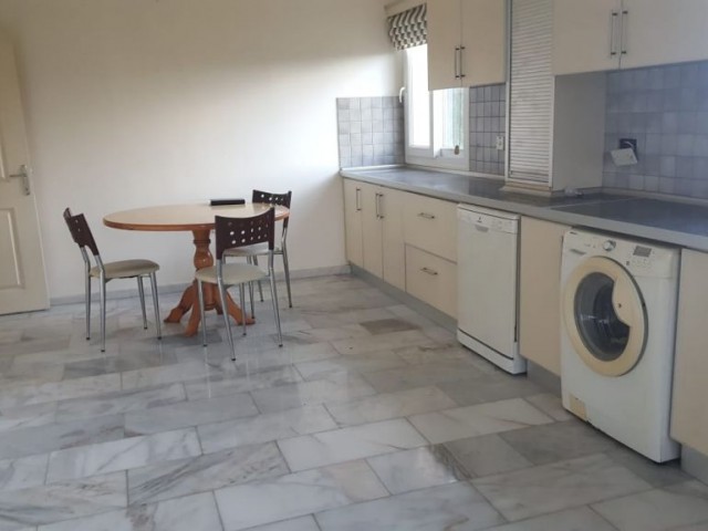 Detached House To Rent in Karaoğlanoğlu, Kyrenia