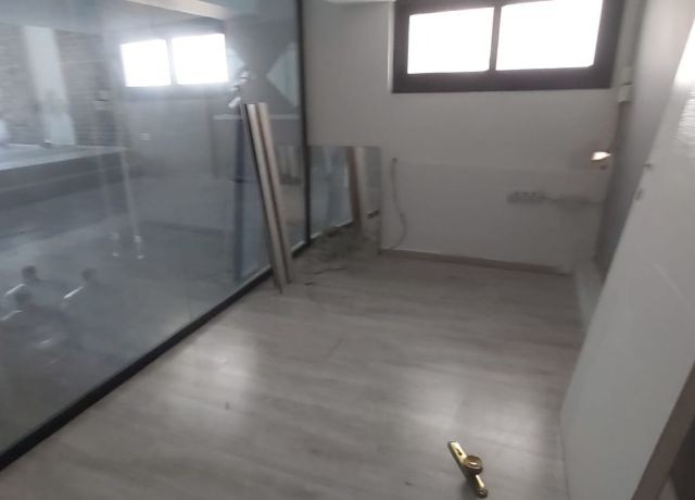 Shop To Rent in Girne Merkez, Kyrenia