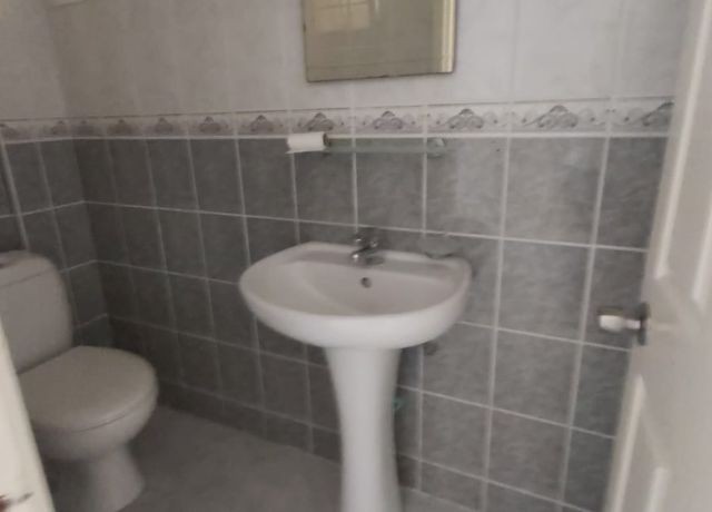 Flat To Rent in Girne Merkez, Kyrenia