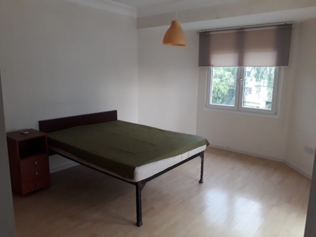 Penthouse Mieten in Aşağı Girne, Kyrenia