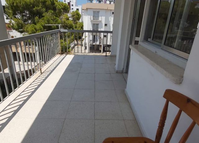 Flat To Rent in Girne Merkez, Kyrenia