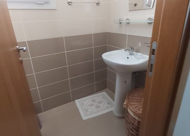 Flat To Rent in Girne Merkez, Kyrenia