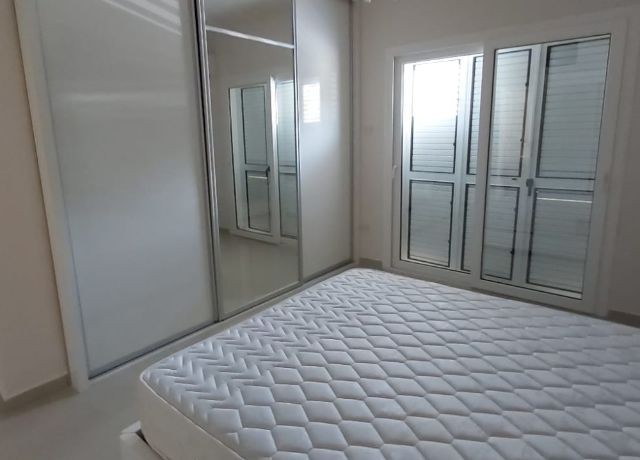 Flat To Rent in Alsancak, Kyrenia