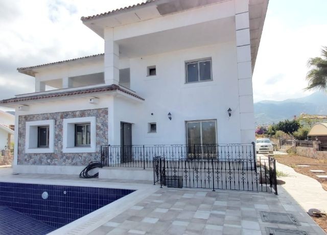 Villa For Sale in Alsancak, Kyrenia