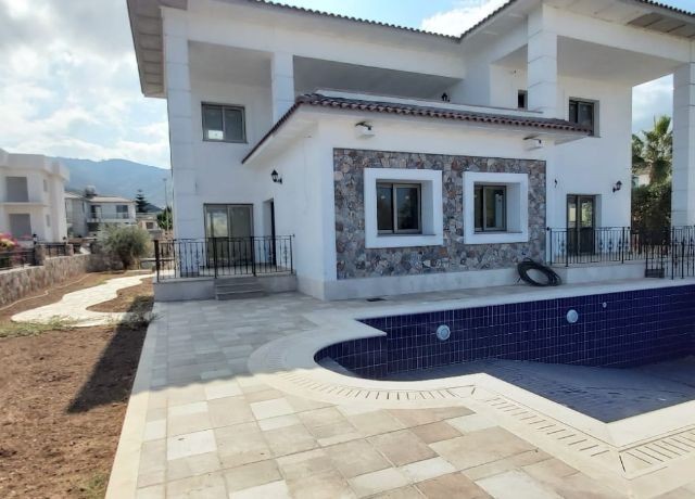 Villa For Sale in Alsancak, Kyrenia