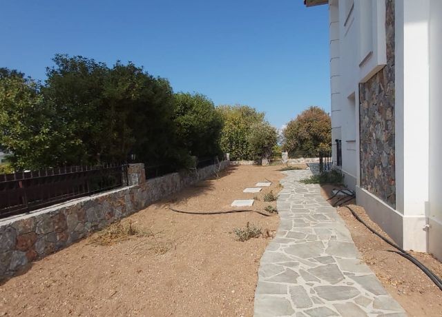 Villa For Sale in Alsancak, Kyrenia