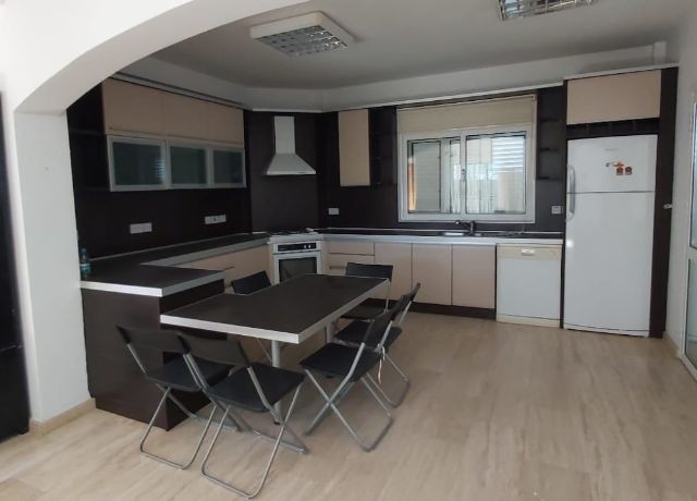 Villa To Rent in Bellapais, Kyrenia