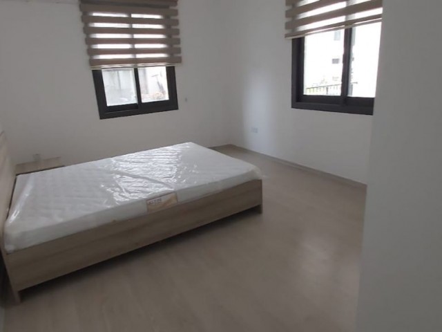 Flat To Rent in Zeytinlik, Kyrenia