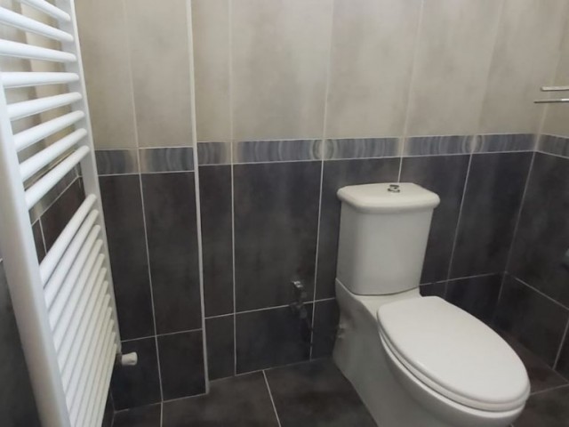 Flat To Rent in Karaoğlanoğlu, Kyrenia