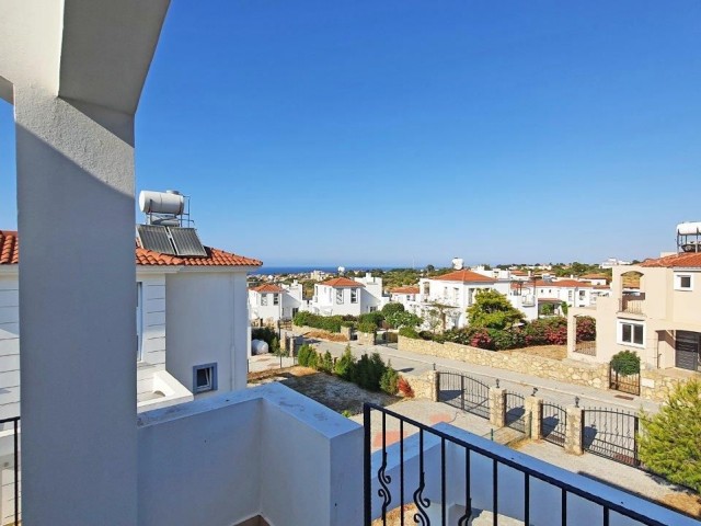 KYRENIA KARSIYAKA 3 + 1 VILLA MIT MEERBLICK ZU VERKAUFEN ** 