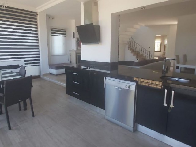 Villa For Sale in Çatalköy, Kyrenia