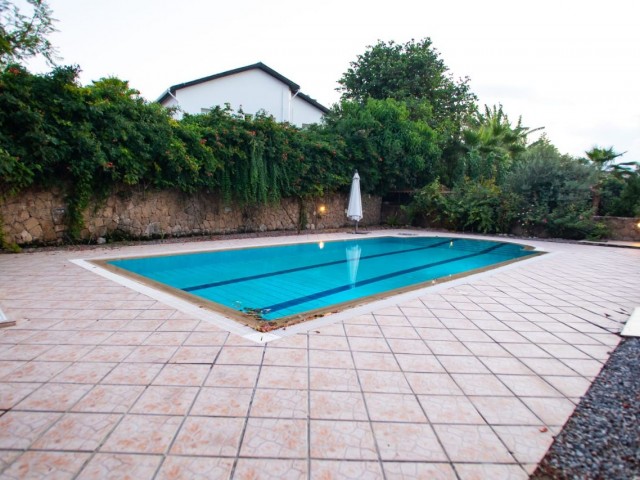 3+1 VILLA MIT PRIVATEM POOL IN KYRENIA &OZANKÖY ** 