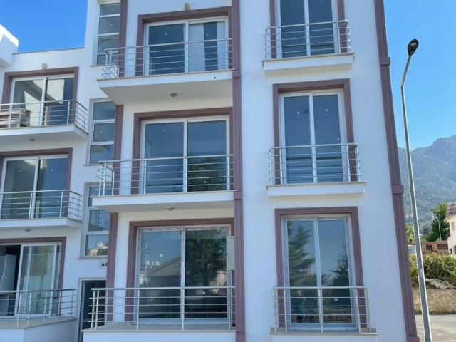 2+1 FOR SALE IN ALSANCAK, KYRENIA ** 