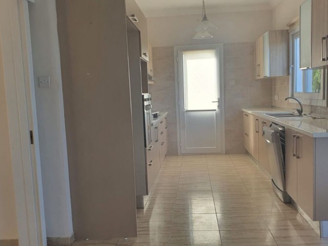 3+ 1 VILLA FOR RENT IN KYRENIA ÇATALKOY ** 