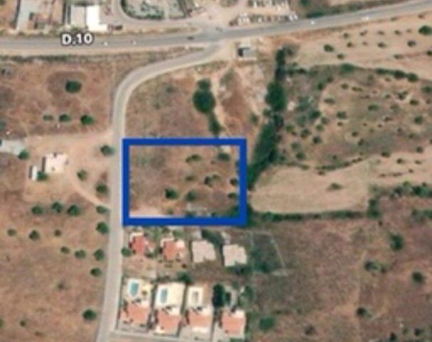 4,5 DECEMBER FIELD CLOSE TO THE ROAD IN GIRNE BAHÇELİ ** 