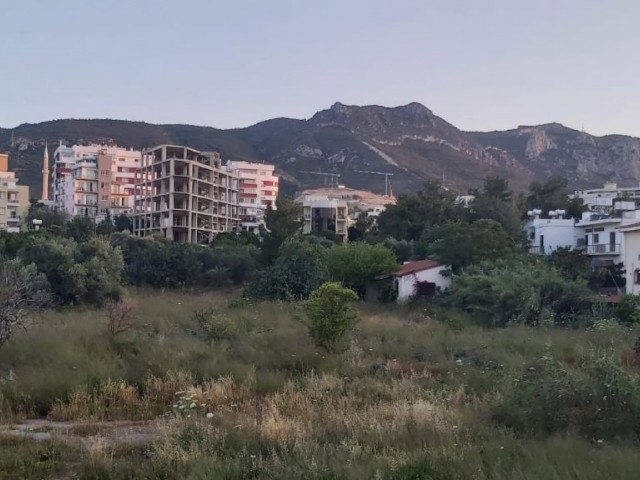 GİRNE MERKEZ DE SATILIK TÜRK KOÇAN DAİRE