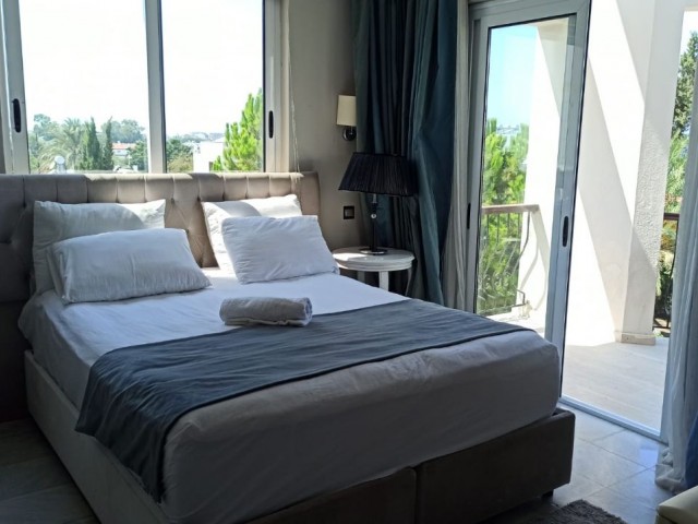 BOUTIQUE HOTEL IM ZENTRUM VON KYRENIA ZU VERKAUFEN ** 