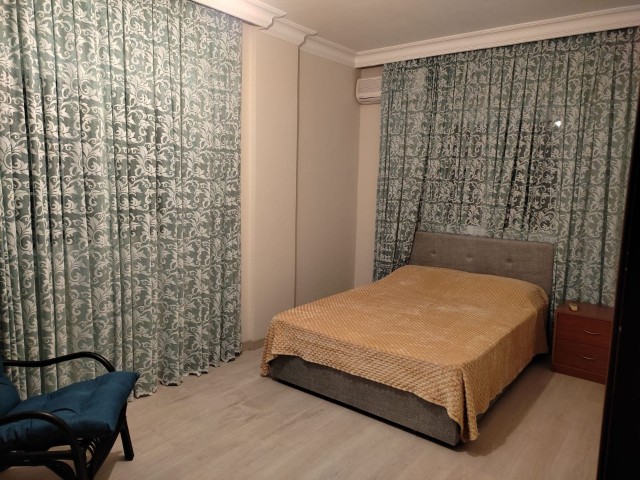 GİRNE MERKEZ DE 2+1 EŞYALI,ŞIK MASRAFSUZ,SATILIK DAİRE