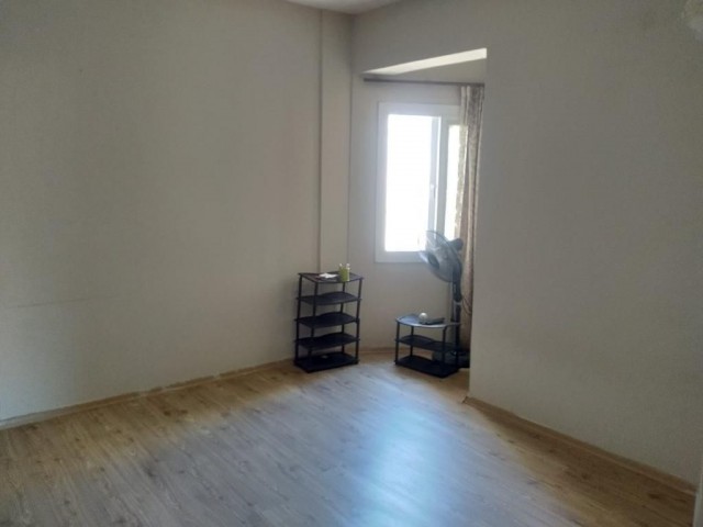 TÜRK TAPULU 4+1 DAİRE