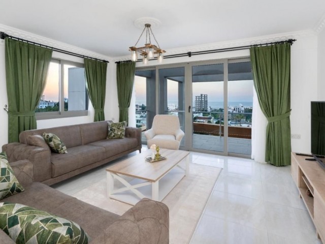 2+1 FLATS FOR SALE IN KYRENIA CENTER