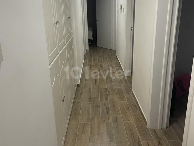 LARGE 3+1 FLAT FOR SALE IN KYRENIA CENTER