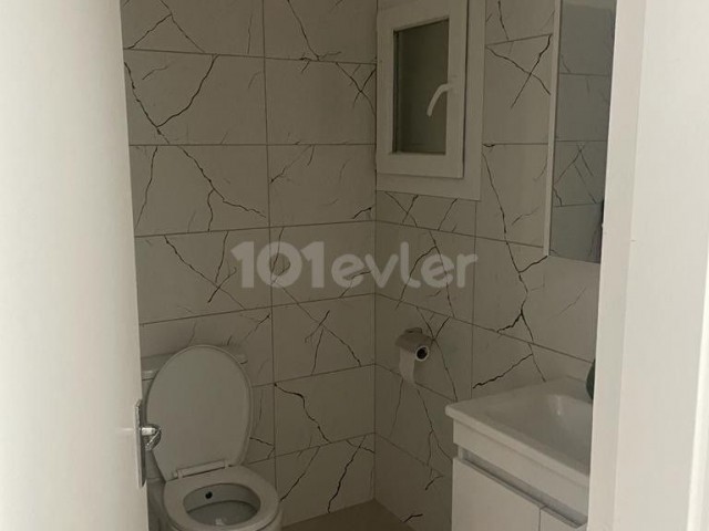 LARGE 3+1 FLAT FOR SALE IN KYRENIA CENTER