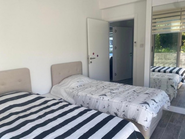 GİRNE ALSANCAK BÖLGESİNDE 2+1,HAVUZLU SİTEDE  ŞIK SATILIK DAİRE