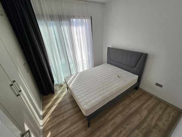 GİRNE MERKEZ DE ŞÖMİNELİ DENİZ MANZARALI DUBLEKS KİRALIK PENTHOUSE DAİRE