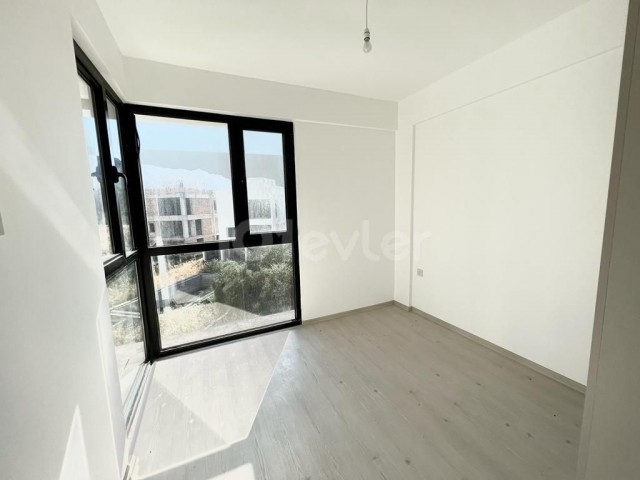 2+1 NEW FLAT FOR SALE IN KYRENIA CENTER