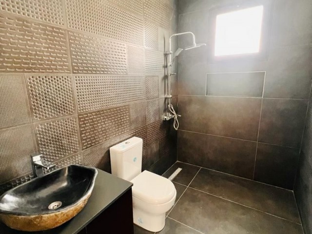 3+1 MODERNE DOPPELVILLA IN GIRNE ZEYTİNLİK