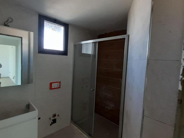 2+1 SATILIK GİRNE MERKEZDE PENTHOUSE DAİRE