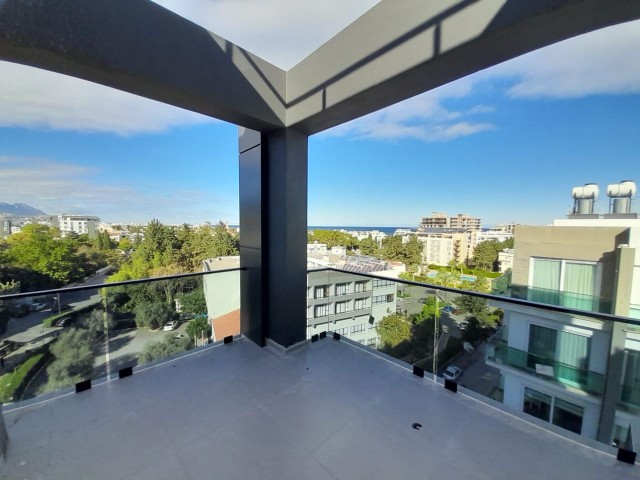 2+1 PENTHOUSE FLAT FOR SALE IN KYRENIA CENTER