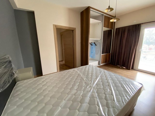 LEFKOŞA  YENİŞEHİR DE   EŞYALI 1+1 KİRALIK DAİRE