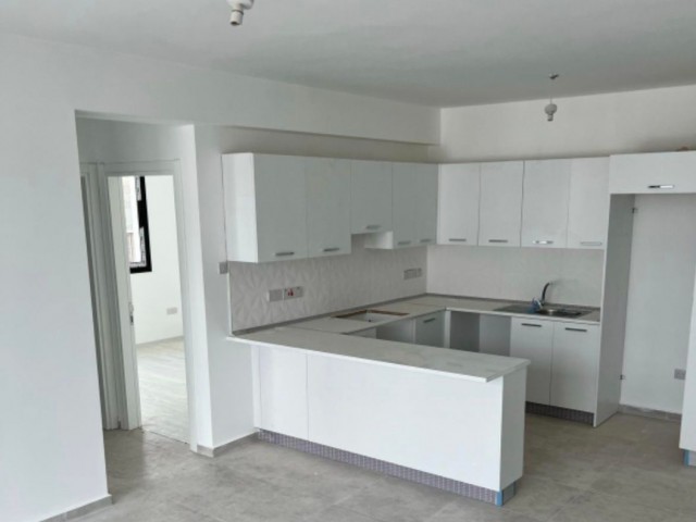 GİRNE ALSANCAK BÖLGESİNDE 2+1SATILIK DAİRE