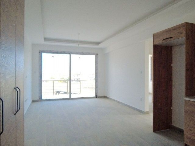 2+1 Flats in a Newly Completed Complex with Pool in Kyrenia Bosphorus