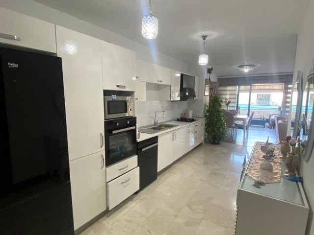 3+1 RESIDENCE FLAT FOR SALE IN KYRENIA CENTER