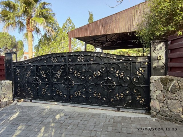 LUXURY VILLA FOR SALE IN GIRNE OZANKÖY NEAR SAH MARKET