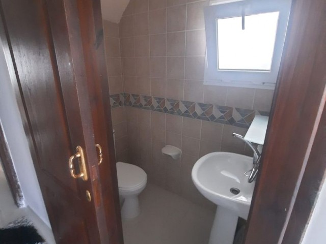 3+1 FLAT FOR RENT IN A SITE WITH POOL IN GIRNE CENTER