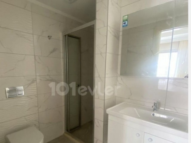 GİRNE MERKEZ DE LÜKS 2+1 EŞYALI DAİRE