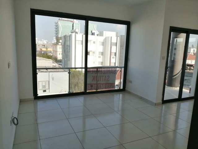 2+1, zero apartment for sale from the owner in the center of Nicosia, within walking distance of Merit Hotel ** 