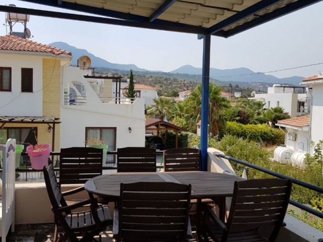 Kyrenia esentepei villa 3 + 1. Furnished, close to the sea. Deposit at 500 stg 10000tl.