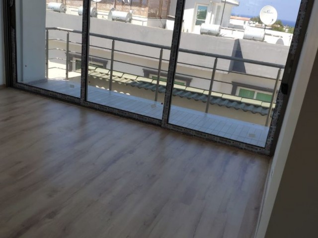 Karaoglanoglu Triplex for sale unfurnished in 3 + 1 in S area. 120 square meters, parking. Exchange deeds